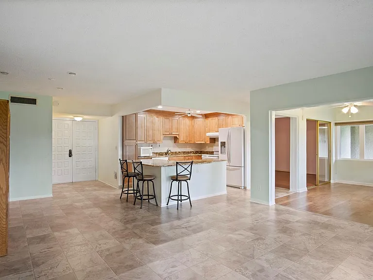 1800 SE Saint Lucie Blvd #9-204 — Photo 6