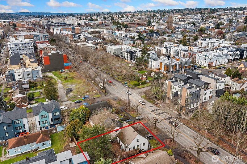 2nd image of 837 NW Market Street