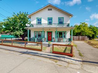 84 Edwards Dr, Rio Dell, CA 95562