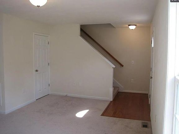 3rd image of 305 Timothy Ln NW