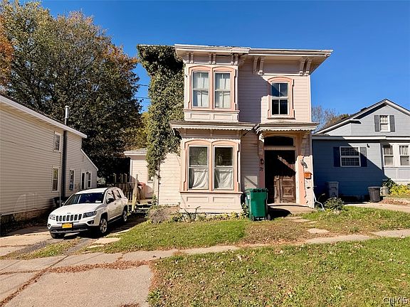 2nd image of 37 Lawrence St