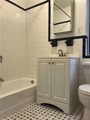 Rented by City Connections Realty | media 10