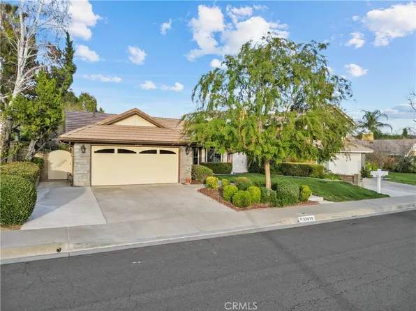 22619 Oxford Ln, Santa Clarita, CA 91350