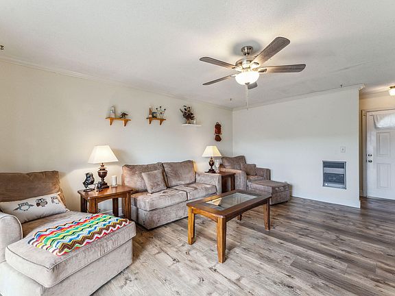4th image of 1413 Meadowbrook Drive