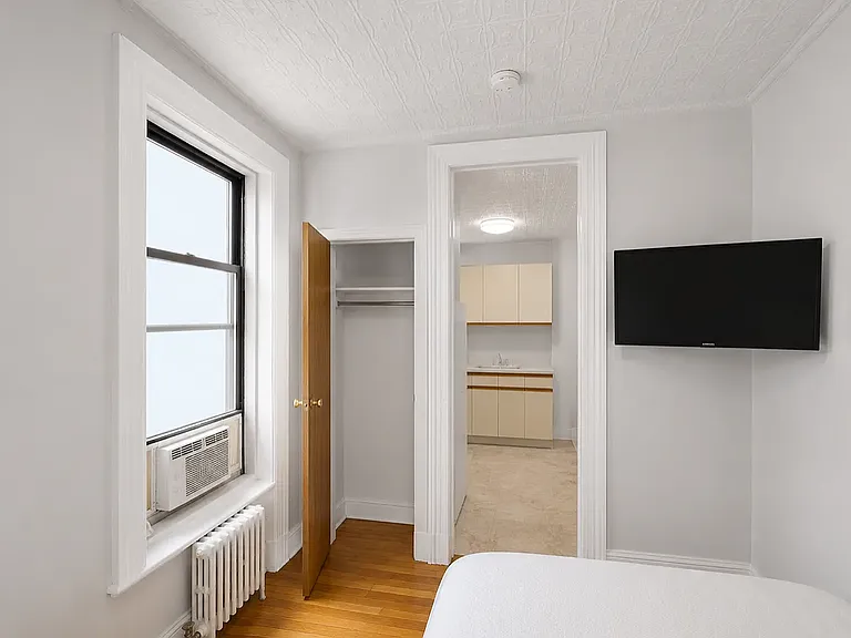 98 Thompson St #36 — Photo 5