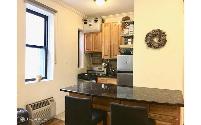 Rented by Douglas Elliman | media 8