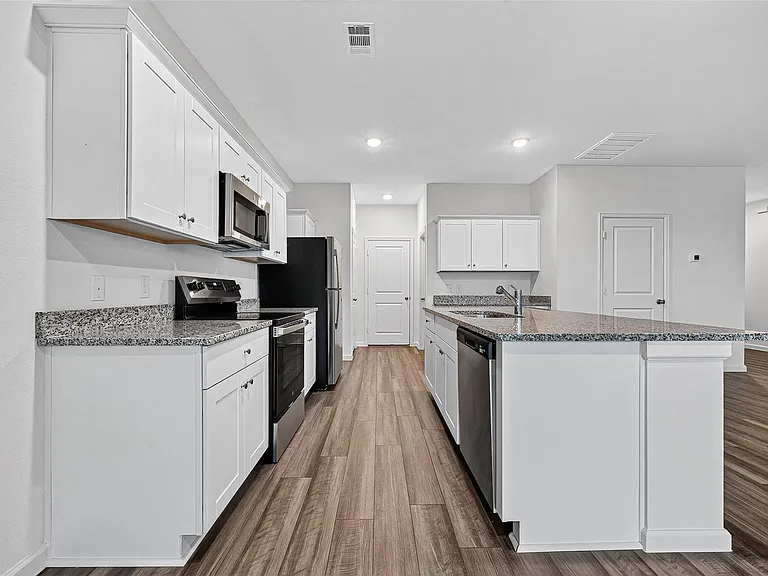 8323 Vacek Crossing Way — Photo 15
