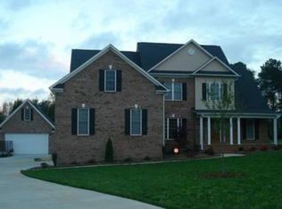 320 Trappers Ridge Dr, Rockwell, NC 28138