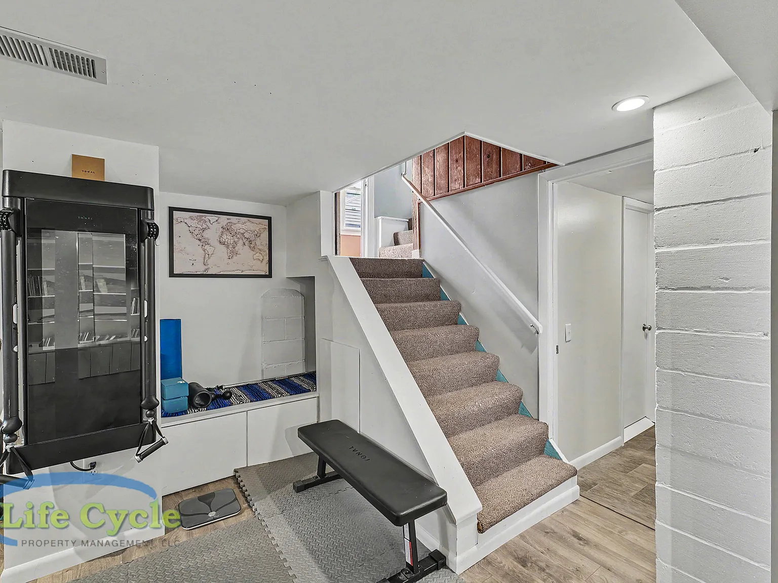 2052 Collingwood Avenue Southwest - 1 — Photo 3