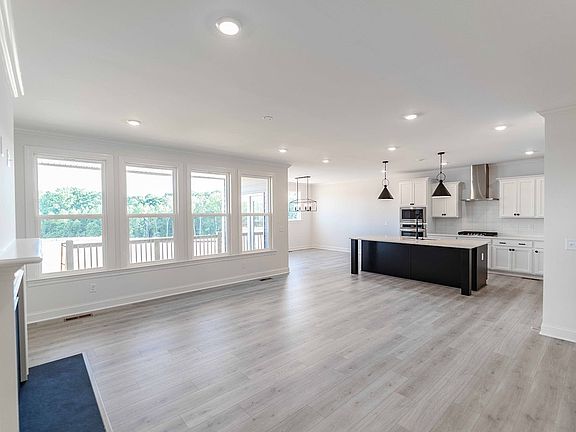 4th image of 7934 Pine Lot 40