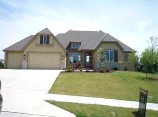 1807 NE 102nd Ter, Kansas City, MO 64155