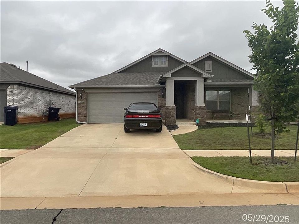 1st image of 15713 Caney Dr