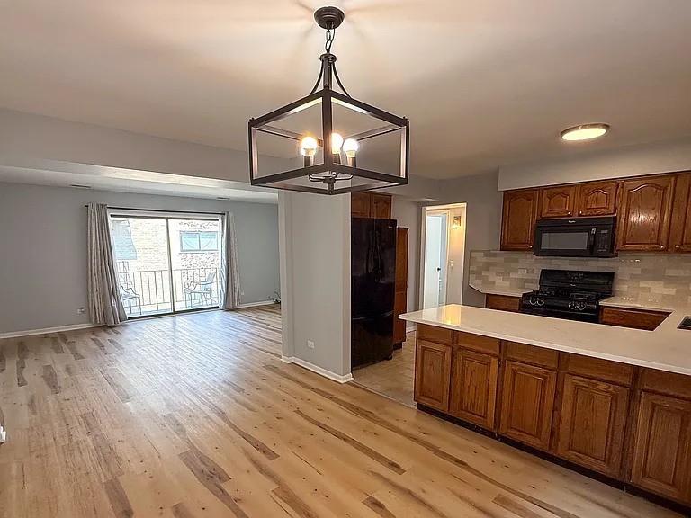 8504 W Catherine Ave #2N — Photo 6