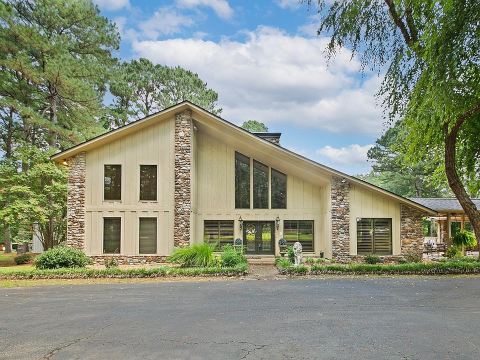 1st image of 572 Cherrywood Dr