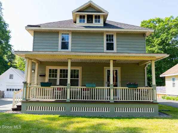 22 Stratton Place, Delmar, NY 12054