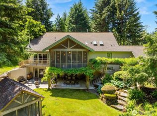 11500 Weisenberger Rd SE, Rainier, WA 98576