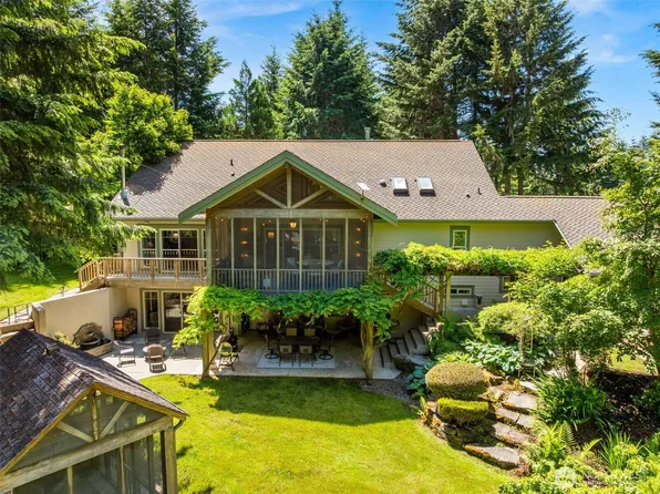 11500 Weisenberger Road SE, Rainier, WA 98576