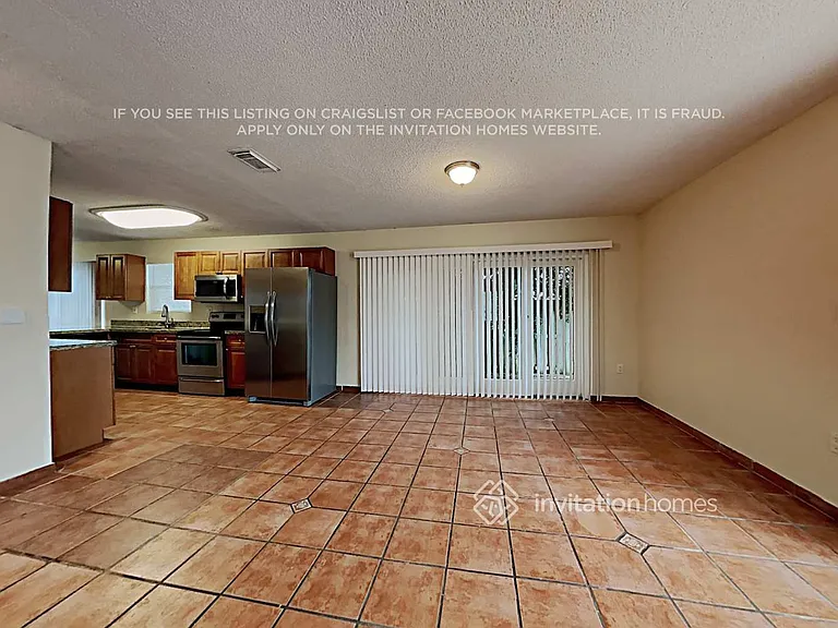 9853 SW 221st St — Photo 5