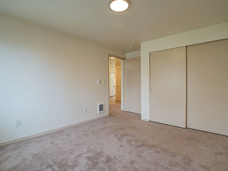 #294 FIELDSTONE APARTMENTS — Photo 41