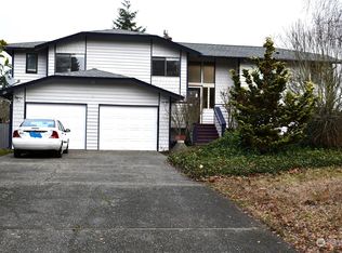 3325 Scenic Dr SE, Auburn, WA