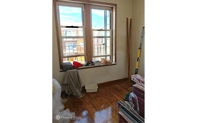 Rented by Douglas Elliman | media 8