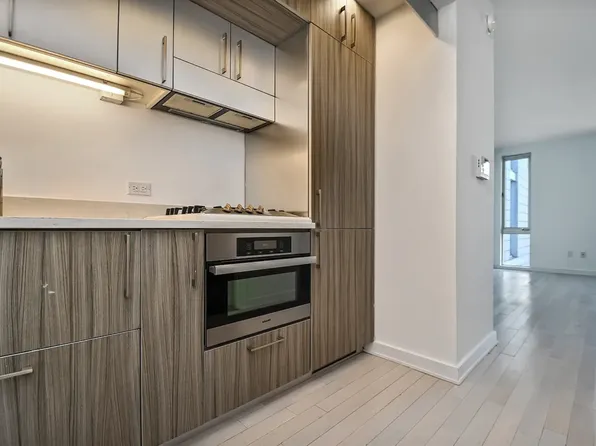 250 Bedford Avenue image 1 of 10