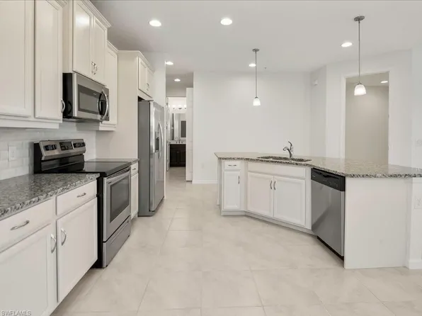 26139 Palace LN #202, BONITA SPRINGS, FL 34135