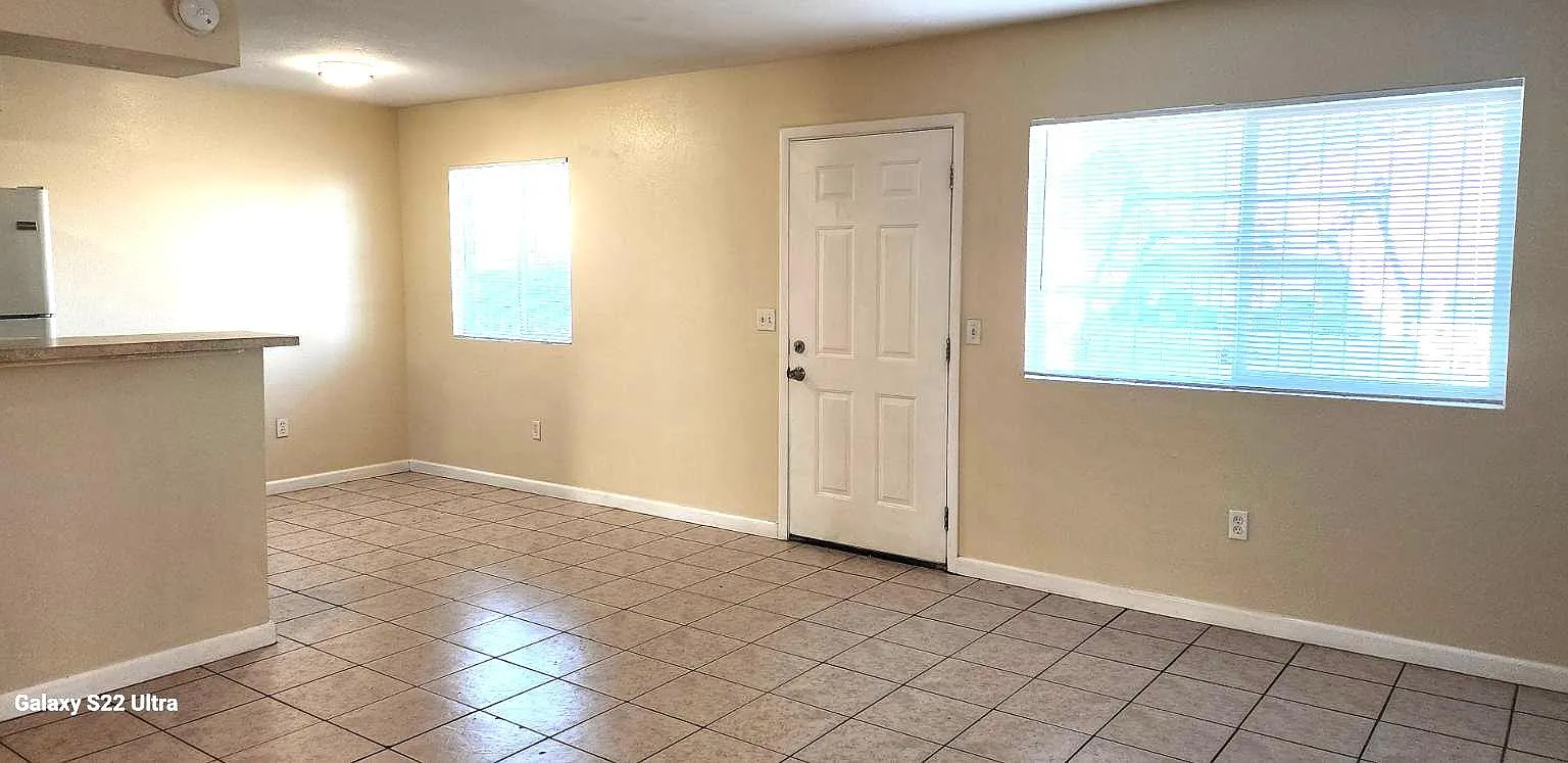 1615 Stevens Street — Photo 1