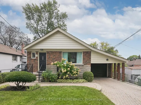 1 Bassett Ave, Toronto, ON M1L 2A2