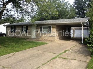 326 Pleasant Dr, New Whiteland, IN