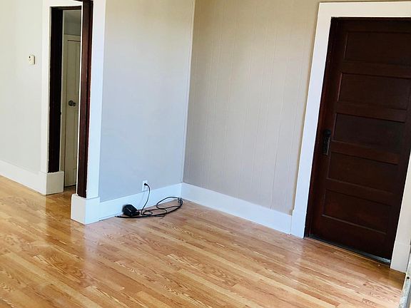 4th image of 615 N Lorimier St