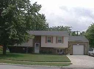 11303 E McDowell Dr, Indianapolis, IN