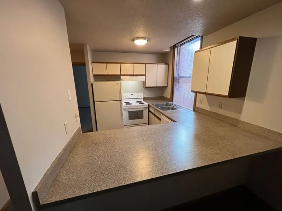 City Pointe LLC