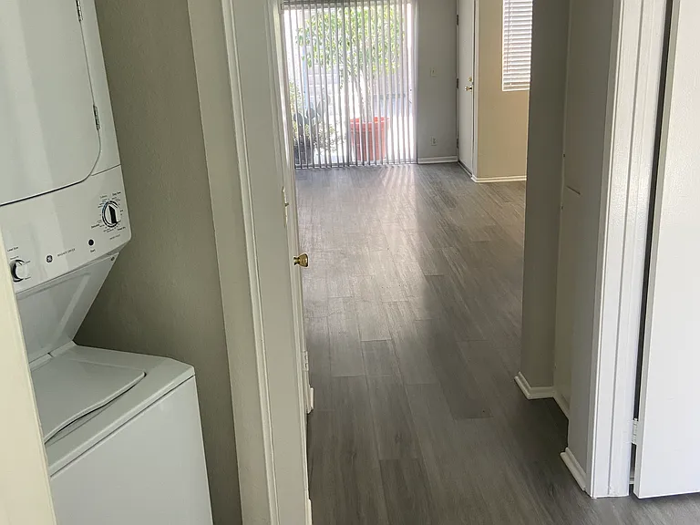 600 N Whitnall Hwy — Photo 15