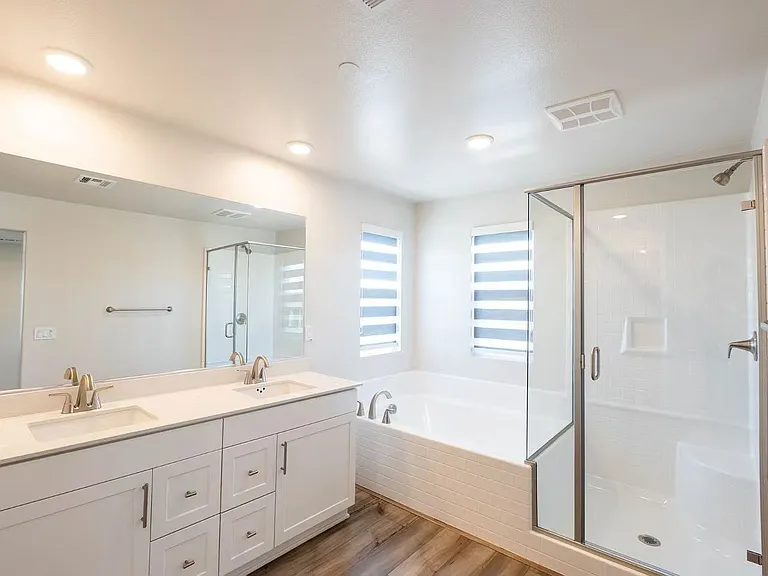 401 Verna St — Photo 7