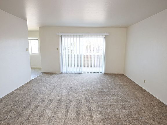 5th image of 1400 San Carlos Ave #1B