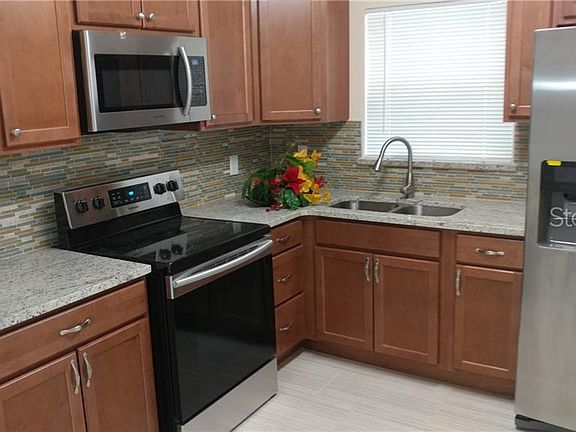 3rd image of 217 Avalone Dr