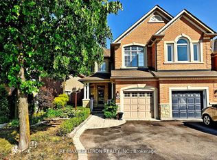 100 Kingsbridge Cir, Vaughan, ON L4J 8N7