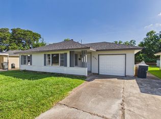 2101 Owens Ave, Groves, TX 77619