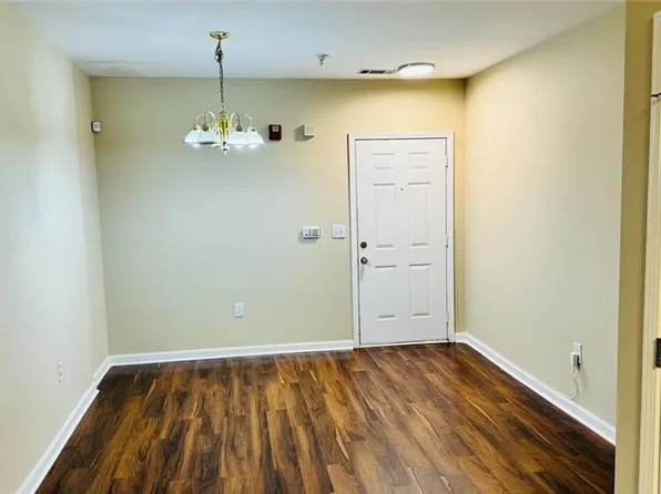 7712 Autry Cir APT 601, Douglasville, GA 30134