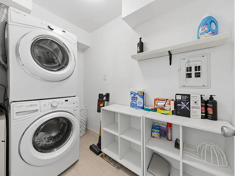 5057 Les Chateaux Dr #245 — Photo 35