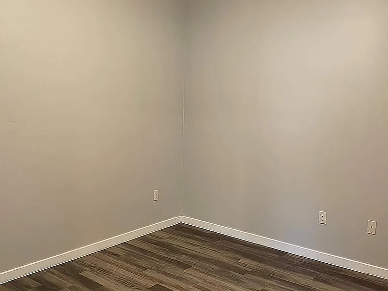 3 Bed 3 Bath