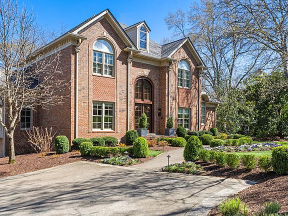 4th image of 912 Calloway Dr