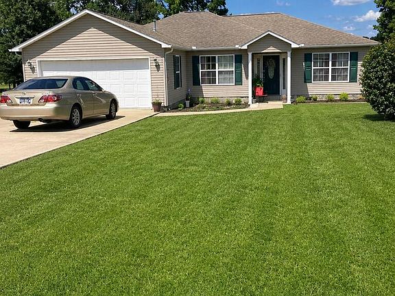 2nd image of 175 Dixie Village Ln