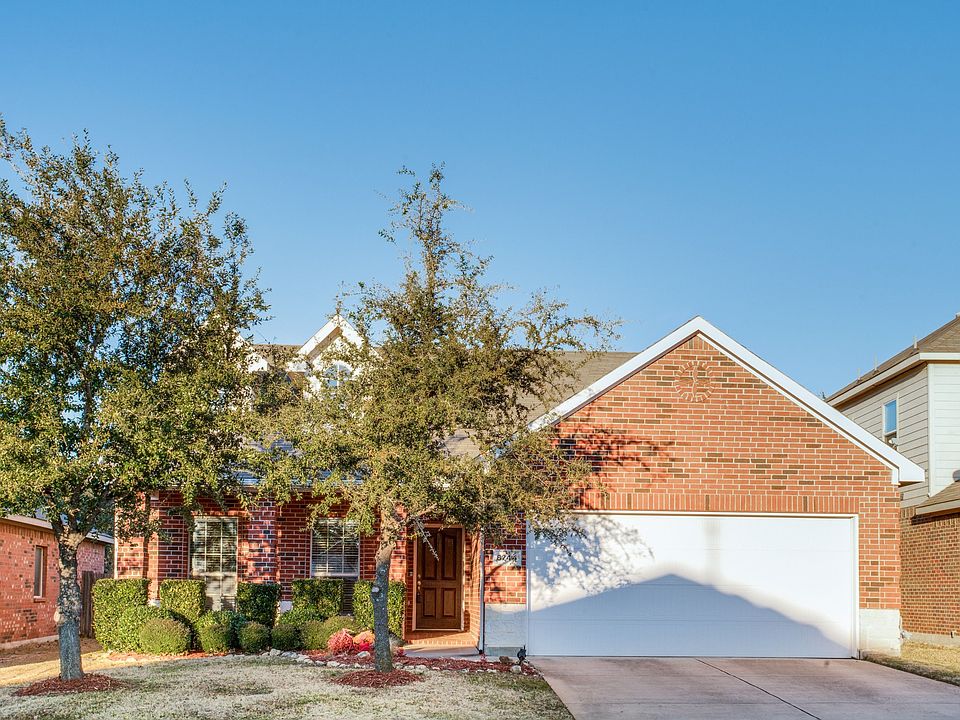 8744-cedar-thicket-dr-dallas-tx-1-High-Res-1.jpg