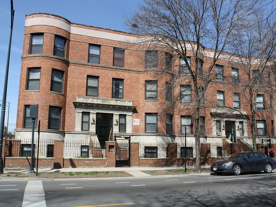 1st image of 5850 S King Dr #2