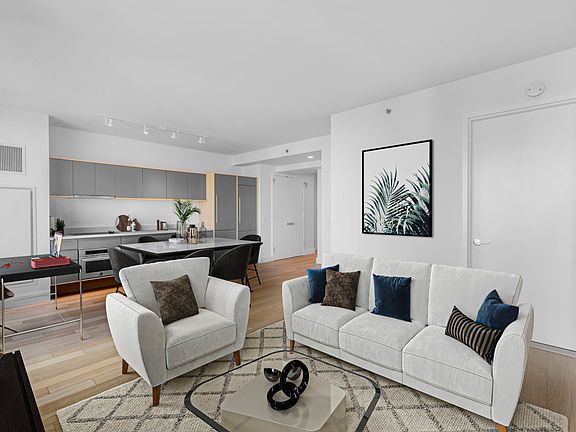 4th image of 10 City Poin APT 45D