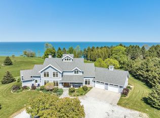 N1706 Lakeshore Rd, Kewaunee, WI 54216