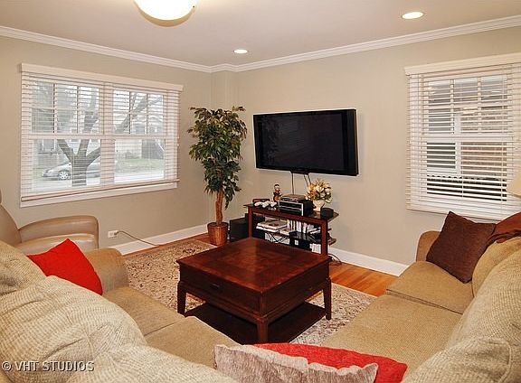 2nd image of 1040 Hannah Ave