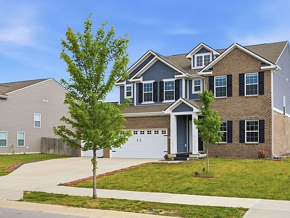 3rd image of 884 Capricorn Dr
